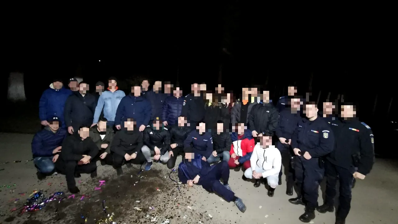 VIDEO Comisie de anchetă la Braşov după o petrecere, cu largă participare a jandarmilor, la care nu s-au purtat măşti de protecţie