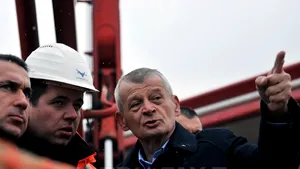 Oprescu: Pasajul de la Pipera va fi dat în folosinţă în octombrie