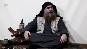 Liderul reţelei teroriste Stat Islamic, Abu Bakr Al-Baghdadi, a apărut în prima înregistrare VIDEO, după cinci ani de absenţă
