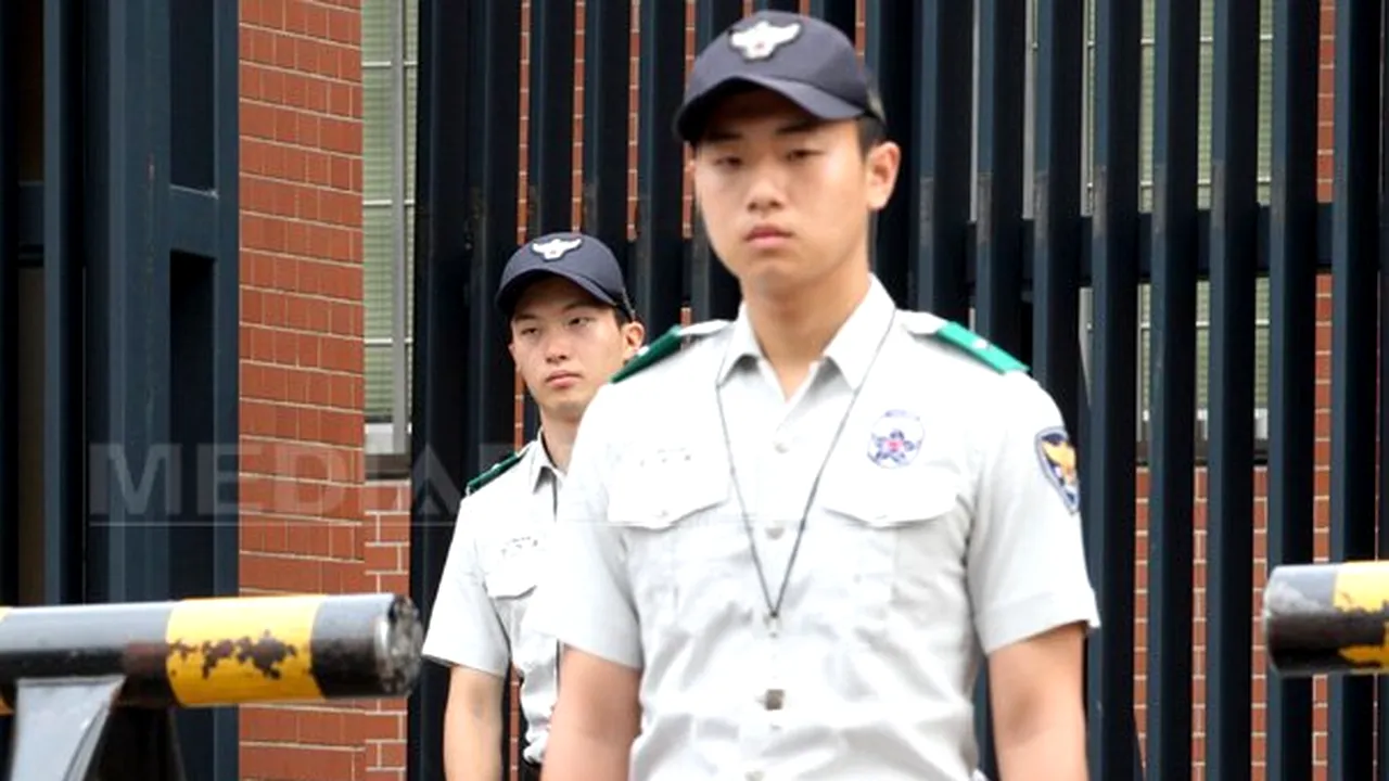 Luarea de ostatici într-o bancă japoneză s-a încheiat cu arestarea infractorului