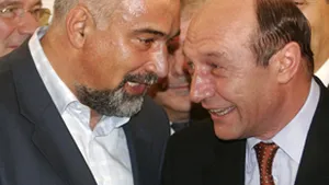 Băsescu: Incompetentul Vosganian a tăiat două avioane pentru Tarom (AUDIO)
