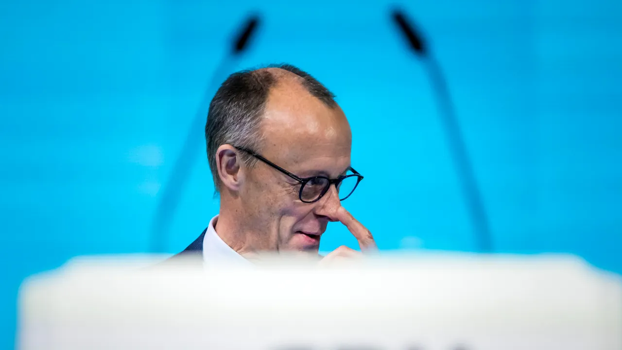 Alianţa CDU/CSU a lui Friedrich Merz scade în sondaje, după ce a cooperat cu AfD pentru a trece un proiect de lege în Bundestag
