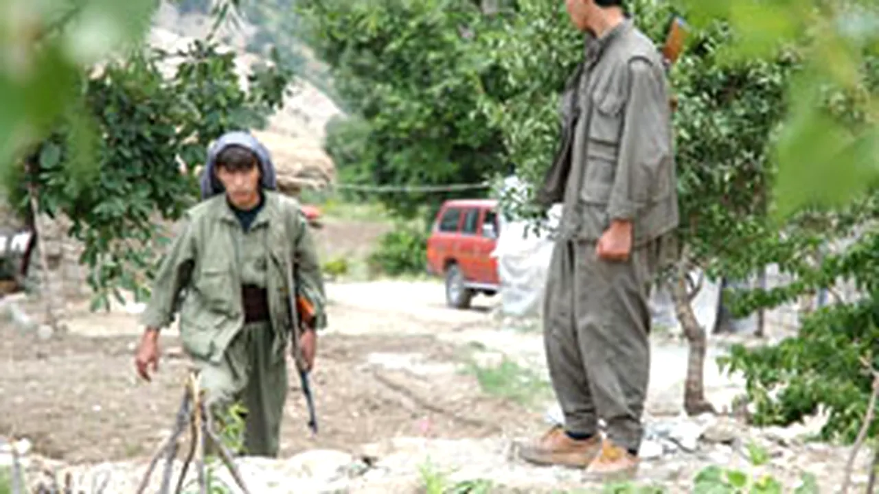 Cel puţin 13 militari turci, ucişi într-un atac lansat de rebelii PKK