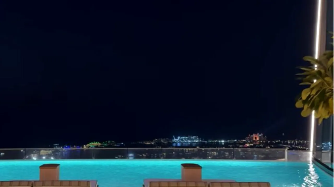 S-a deschis cel mai înalt hotel din lume. Recordul a fost neplanificat