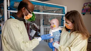 Primul tratament care foloseşte instrumentul de editare genetică CRISPR salvează viaţa unui bebeluş