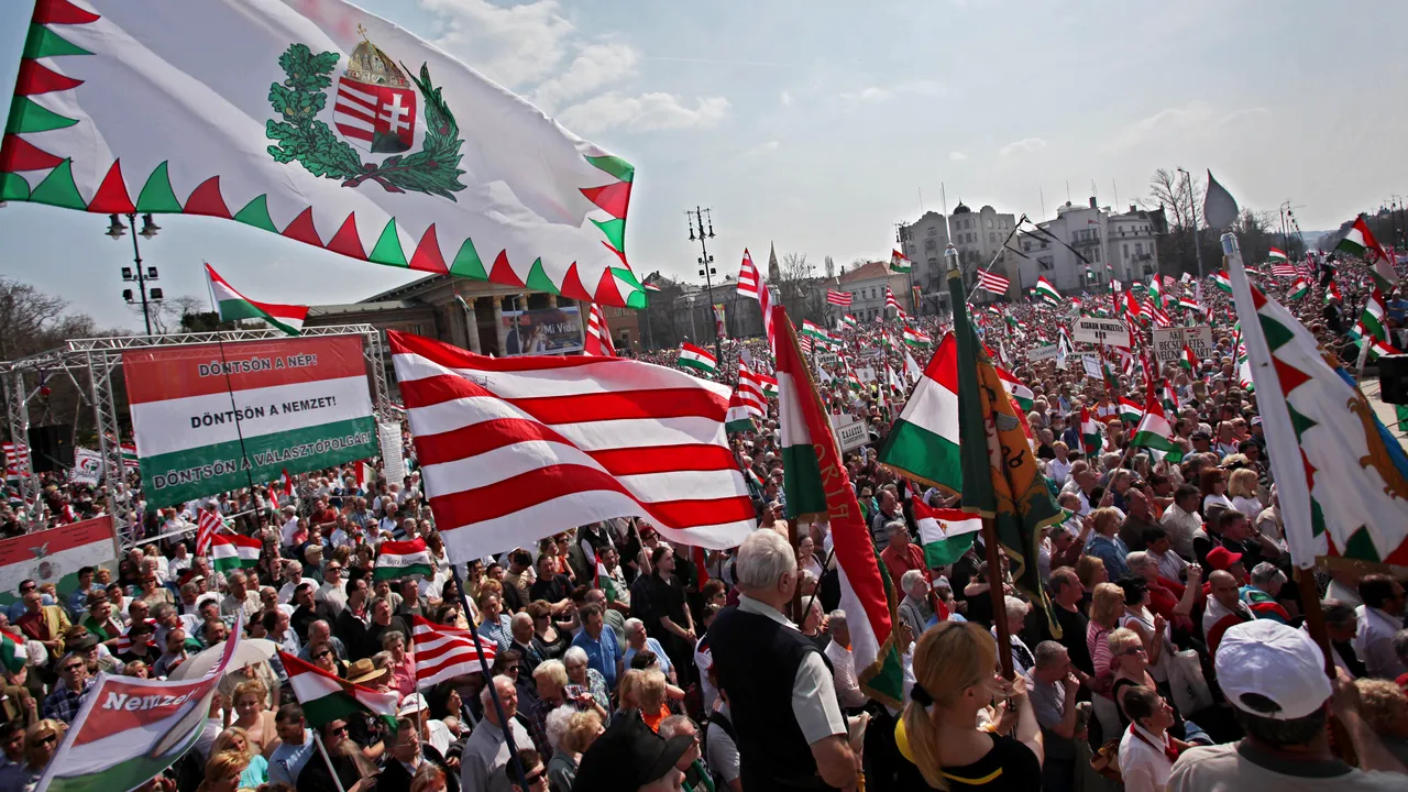 Manifestaţie la Budapesta, pentru dizolvarea Parlamentului şi alegeri anticipate