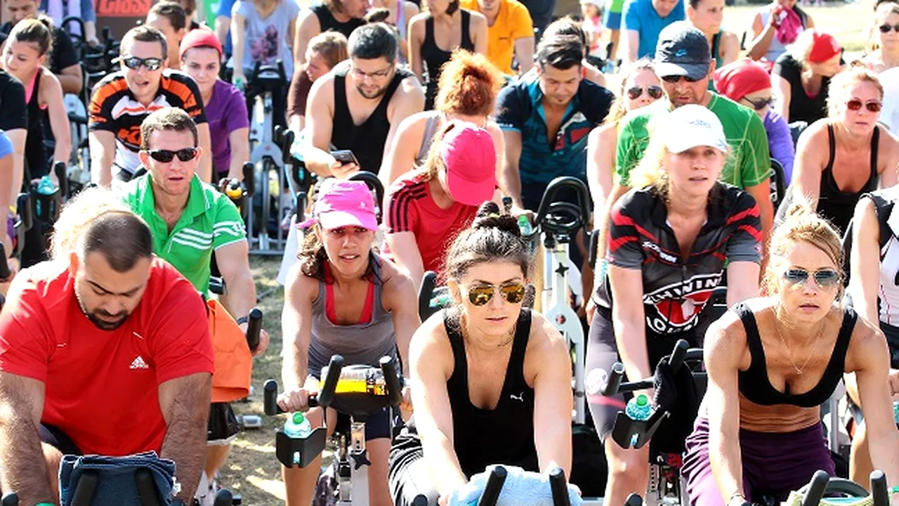 A doua zi de BikeFest în Capitală, competiţia bicicliştilor urbani -FOTO, VIDEO