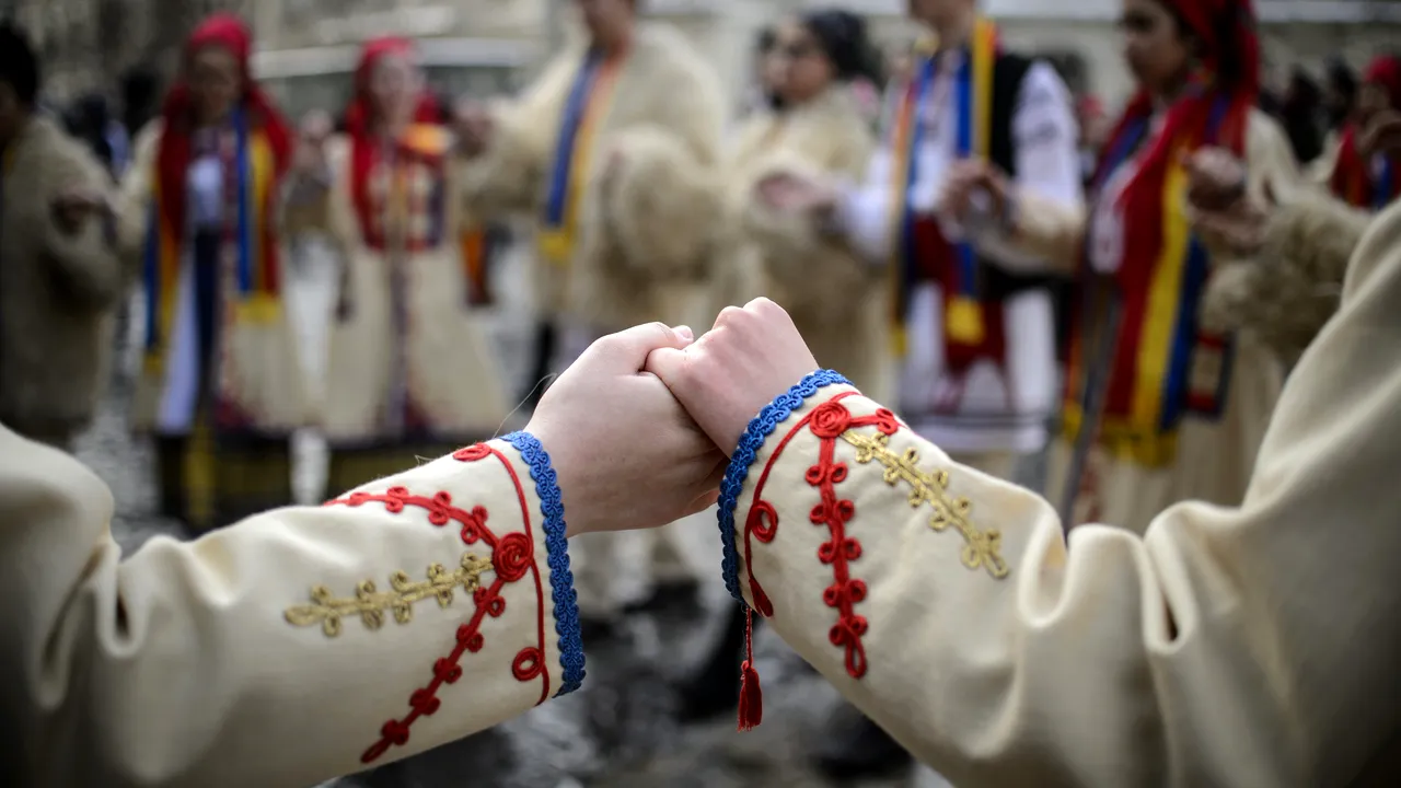 Tomac ar juca Hora Unirii: Românii se vor reuni în interiorul Uniunii Europene