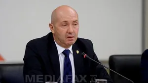 Anghel: Mă retrag din competiţia pentru postul de ministru, nu vreau să ”întinez” noul Guvern