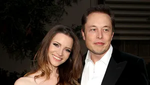 Magnatul american Elon Musk a divorţat pentru a două oară de actriţa britanică Talulah Riley