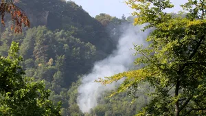 Două avioane de mici dimensiuni s-au prăbuşit sâmbătă în Elveţia. În primul accident aviatic au murit patru persoane, dintre care doi copii