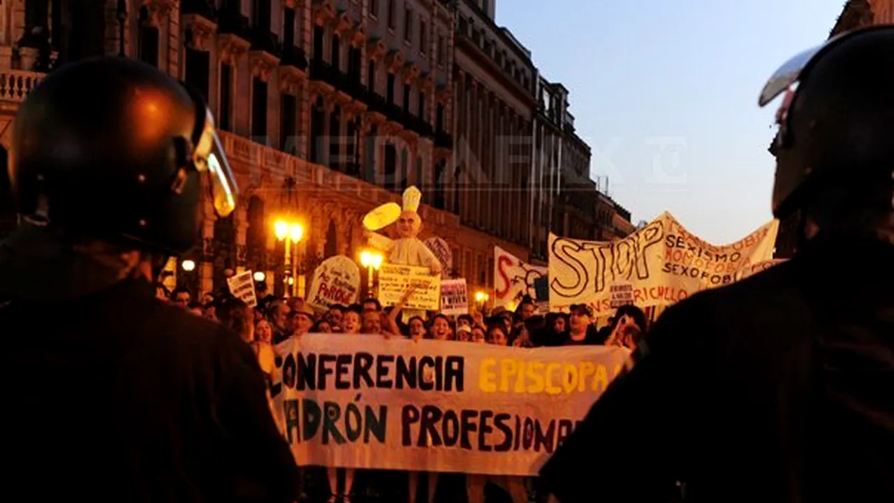 Protestele de la Madrid: Şase persoane arestate şi doi poliţişti răniţi