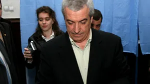 Tăriceanu şi-a arătat opţiunea de vot unui membru al comisiei