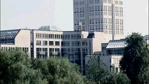 DaimlerChrysler Automotive România şi-a schimbat denumirea în Mercedes-Benz România
