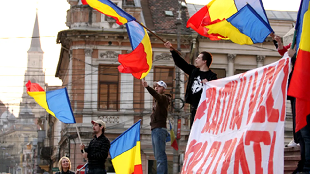 Studenţi basarabeni au aprins lumânări, pentru a doua zi consecutiv, la Cluj-Napoca