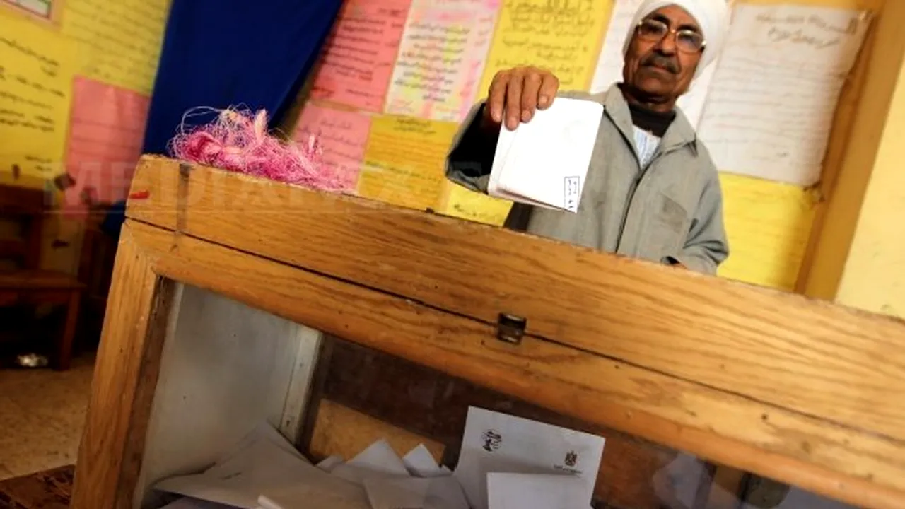 Peste 77 la sută dintre egipteni au votat în favoarea referendumului constituţional