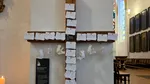 Fanii lui Rayo au „dat acatist” la St. Thomas Church din Leipzig înaintea finalei cu Crystal Palace. Mesaje și pentru Rațiu