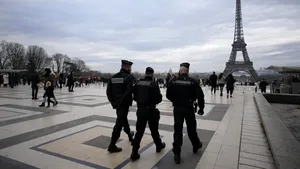 Franţa intensifică securitatea la Jocurile Olimpice şi cere ajutor de la alte ţări