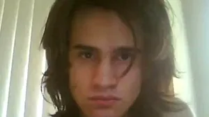 DE LA BĂRBAT LA FEMEIE în trei ani: Imagini spectaculoase cu transformarea unui transsexual - VIDEO