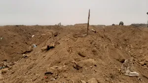 Bucăţi din cetatea antică Tomis, pe câmp. Arheolog: S-au distrus mărturii din istoria Constanţei | FOTO