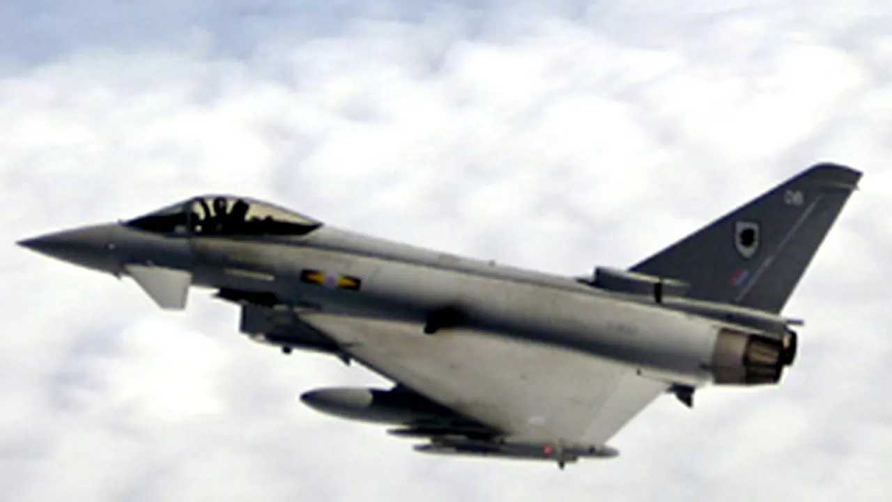 Londra a trimis patru avioane Tornado pentru interceptarea bombardierelor ruseşti