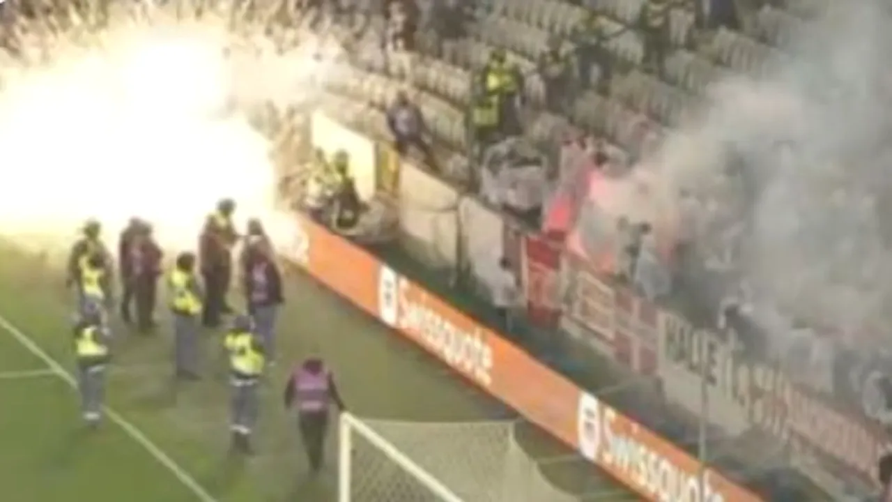 Meci din Europa League, întrerupt după ce o explozie uriaşă s-a produs la câţiva metri de teren