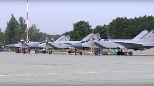 Trei avioane de război ruseşti din Crimeea, distruse în urma unui atac aerian