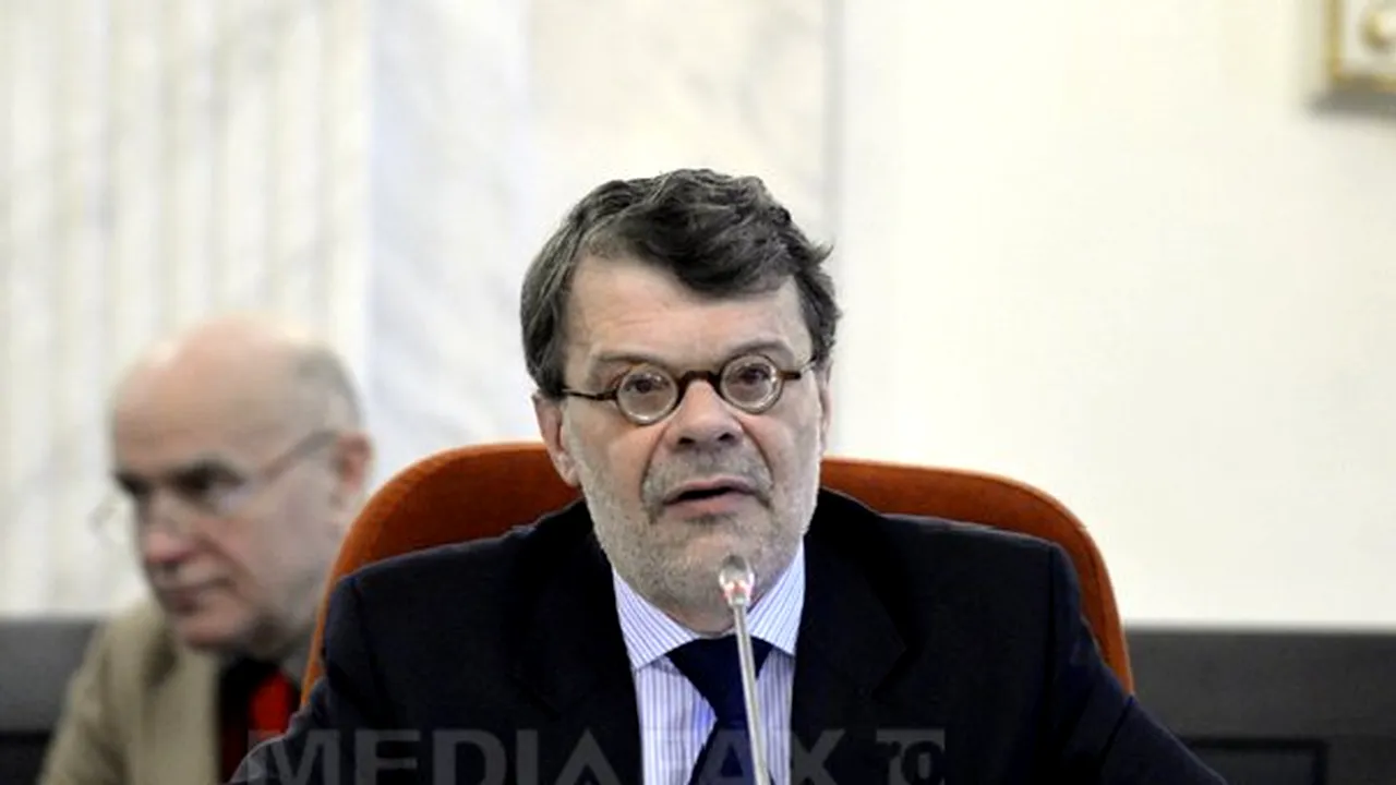 Daniel Barbu şi-a dat demisia din funcţia de ministru al Culturii. Ponta: Confirm demisia lui Barbu, o trimit cu noua propunere după ce discut cu PNL şi Băsescu - EXCLUSIV