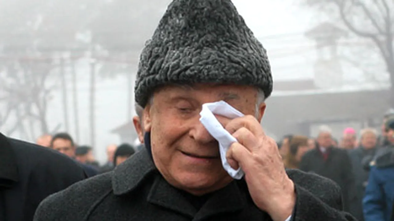 SPP i-a recomandat lui Iliescu să nu participe la comemorarea Revoluţiei - surse