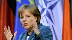 Angela Merkel face apel la consolidarea relaţiilor NATO - Rusia