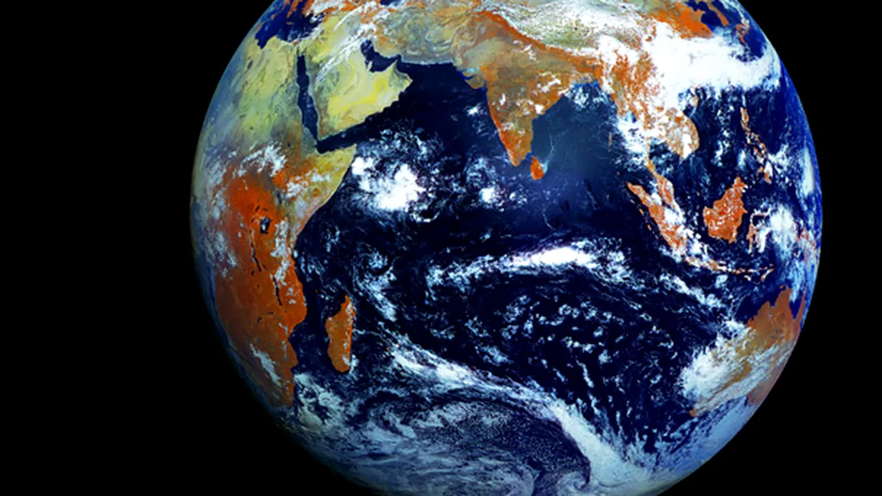 Pământul, aşa cum nu l-ai văzut niciodată. Imagine IMPRESIONANTĂ a planetei noastre – FOTO, VIDEO
