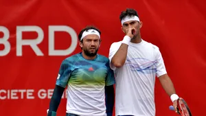 Mergea şi Tecău s-au calificat în semifinalele turneului de la Toronto