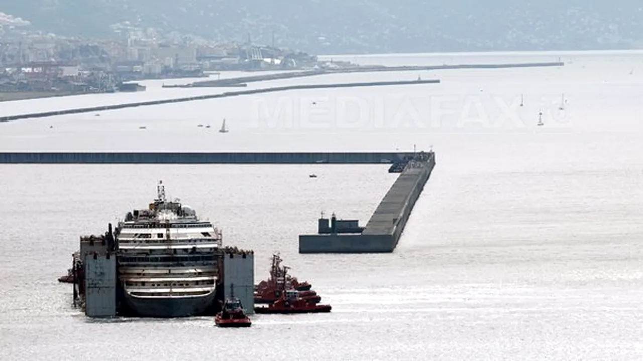 Ultimul drum pentru Costa Concordia: Epava a ajuns în portul Genova - FOTO