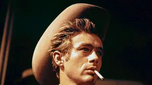 „Readucerea la viaţă” a lui James Dean, susţinută în totalitate de familia vedetei. Actorul ar putea reveni pe ecrane la 65 de ani de la moarte