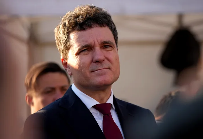Nicuşor Dan: Aştept cu nerăbdare să lucrez îndeaproape cu Preşedintele Trump