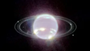 Imagine inedită surprinsă de Telescopul James Webb. Neptun şi sateliţii săi sunt dezvăluiţi în detalii fără precedent 