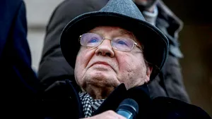 A murit Luc Montagnier, cel care a descoperit virusul HIV şi a câştigat Premiul Nobel pentru Medicină în 2008