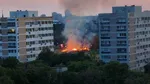 Un nou incendiu în zona retrocedată a Parcului IOR din Capitală. Pompierii încă nu au ajuns la fața locului