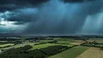Avertizare ANM. Cod roșu de vijelii cu aspect de tornadă în localități din două județe