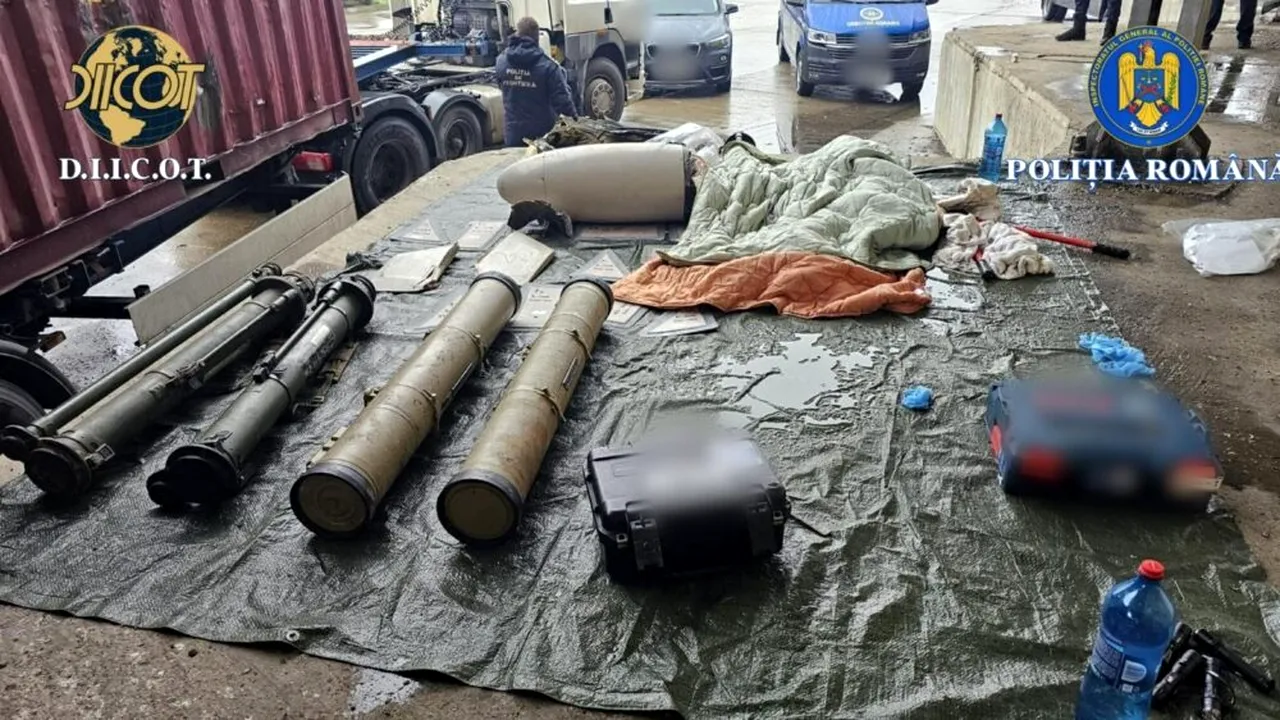 Șoferul camionului încărcat cu arme a fost reținut. Ce arsenal transporta