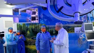 Noul ministru al Sănătății, în vizită la un spital din Iași: „Construim viitorul medicinei cardiovasculare”