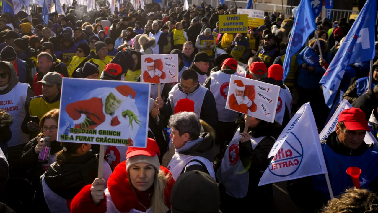 Protest at Cotroceni Palace. Union members demand constitutional mediation procedure