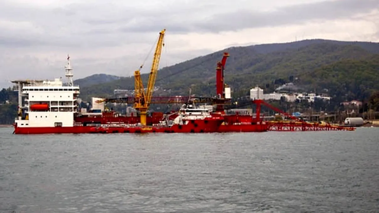 Românii au construit o conductă sub mare. Ce lungime are şi cine i-a felicitat pentru proiect
