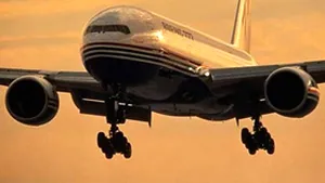 Avionul jurnaliştilor americani, menţinut la sol în Bucureşti pentru inspecţii de securitate