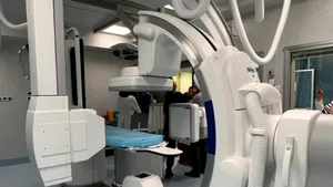 Spitalul de Neurochirurgie din Iași achiziționează un dispozitiv modern pentru diagnosticarea și tratamentul AVC-ului