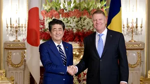 Klaus Iohannis, în Japonia, la ceremonia de întronare a Împăratului Naruhito. Şeful statului, primit de premierul Shinzō Abe - VIDEO