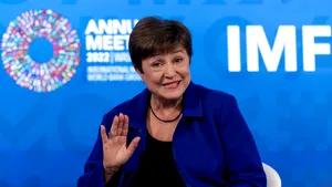 FMI avertizează că lumea se îndreaptă către cea mai proastă perioadă economică din ultimii 30 de ani