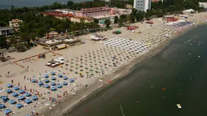 Angajat al unui hotel din Mamaia care a anunţat împuşcarea unei persoane,amendat pentru alertă falsă