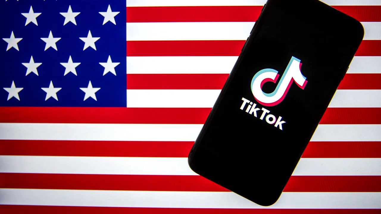 TikTok dă în judecată SUA pentru a bloca legea care ar putea interzice aplicaţia