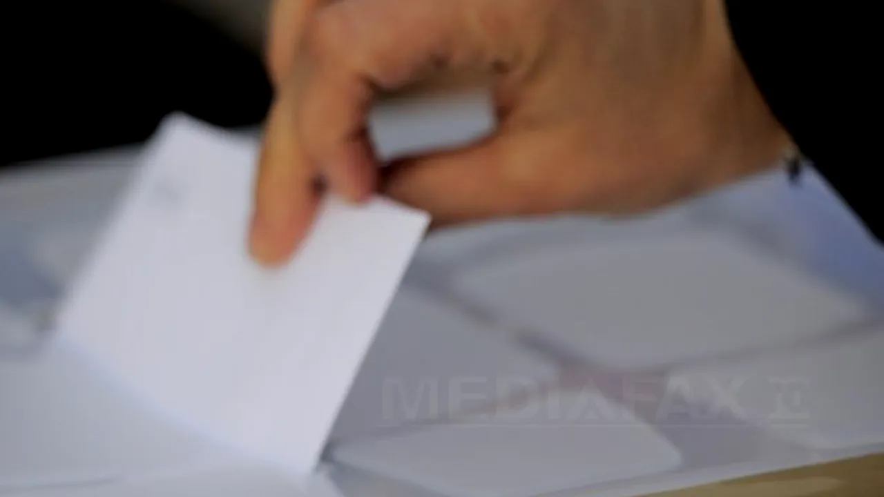 Spaniolii votează în alegerile regionale şi municipale, pe fondul protestelor